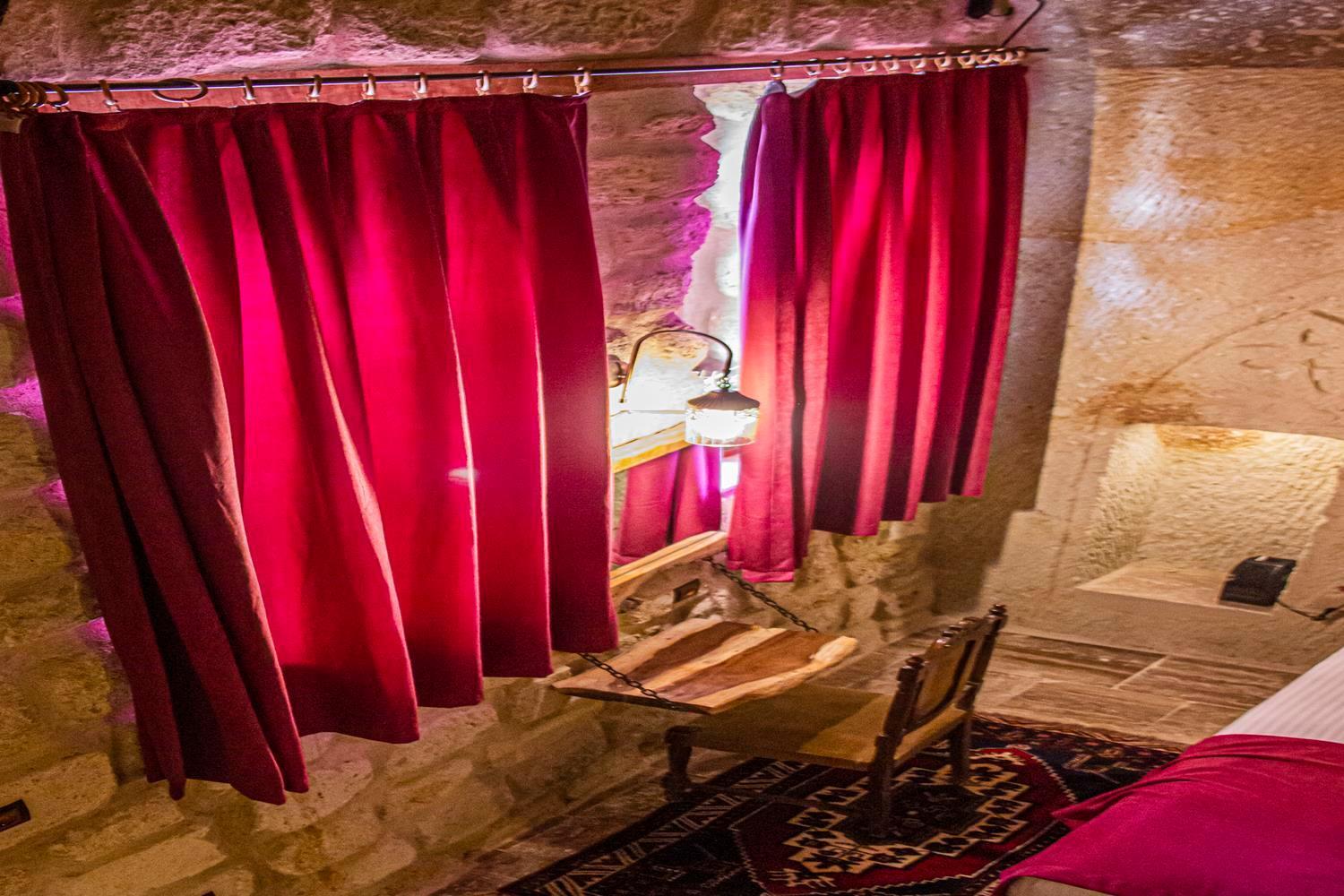 לינה וארוחת בוקר אורגופ Junior Ottoman Cave מראה חיצוני תמונה