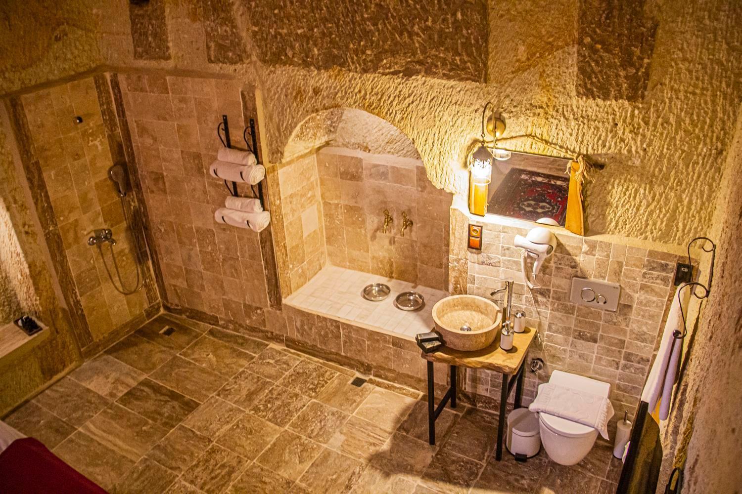 לינה וארוחת בוקר אורגופ Junior Ottoman Cave מראה חיצוני תמונה