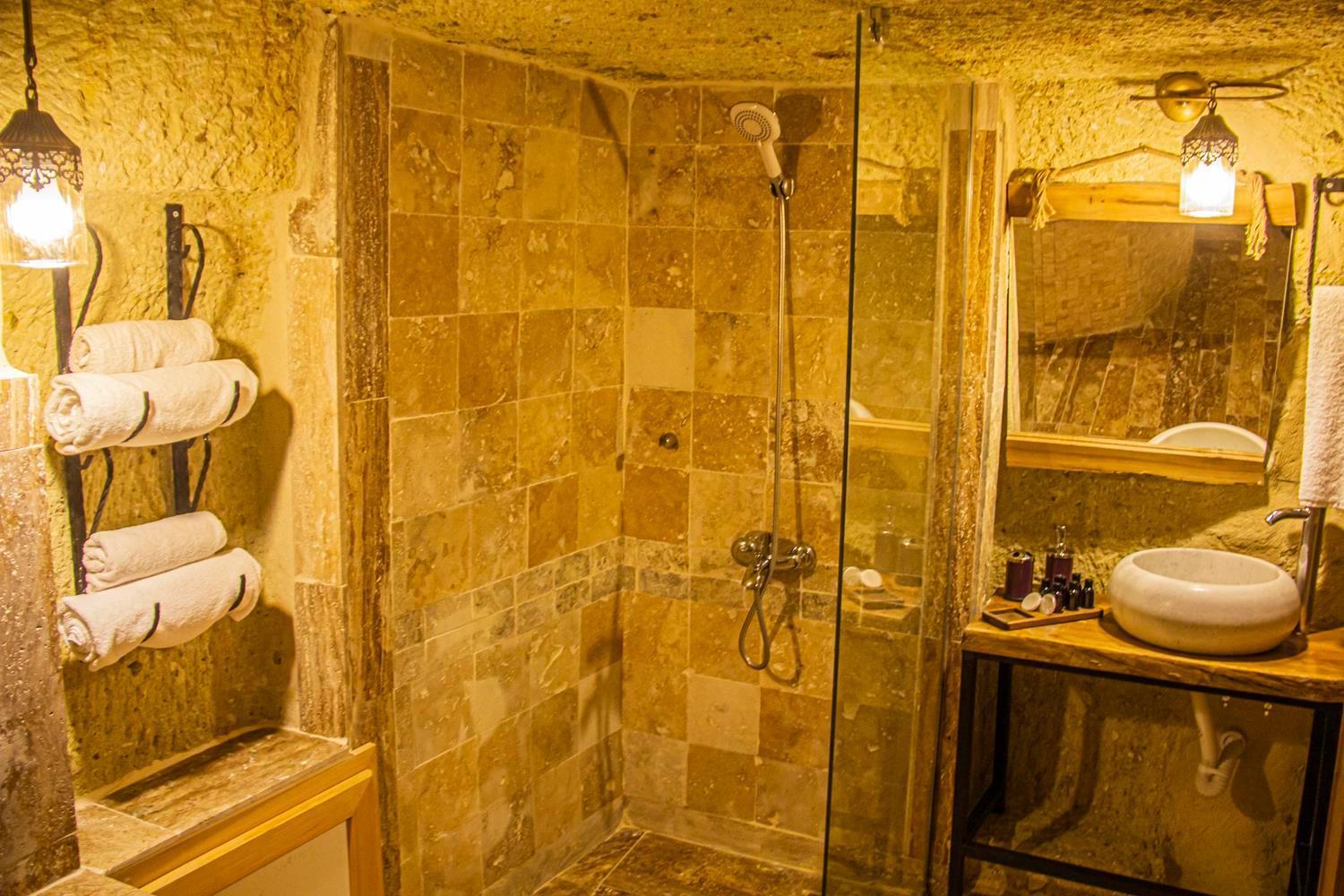 לינה וארוחת בוקר אורגופ Junior Ottoman Cave מראה חיצוני תמונה